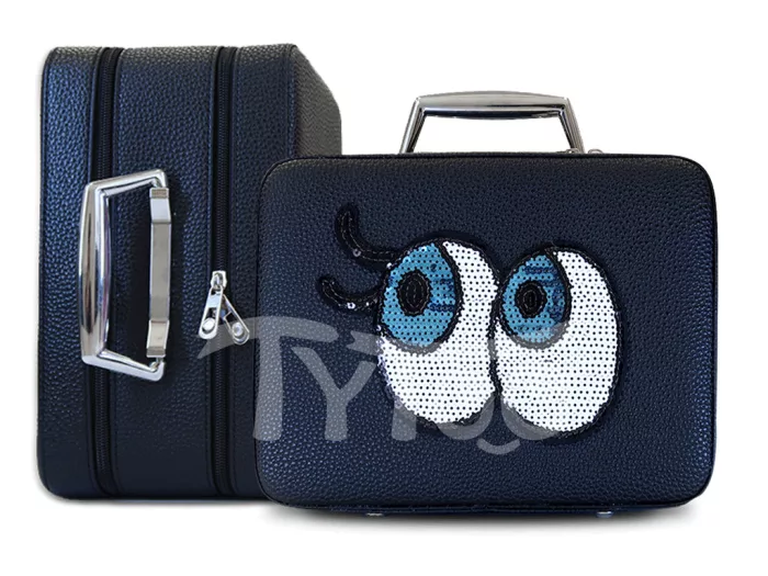 Schwarze Wimperntasche - (Kosmetiktasche)